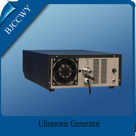 Generator ultradźwiękowy niskiej częstotliwości 20 - 40KHZ 1200W Generator mocy ultradźwiękowej