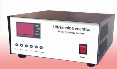 Cyfrowy generator ultradźwiękowy o dużej mocy 800W - 3000W Stabilna moc wyjściowa 20K - 200K.