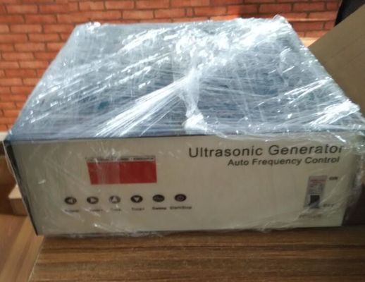 Generator ultradźwiękowy o pojedynczej częstotliwości 40 kHz 3000 W.