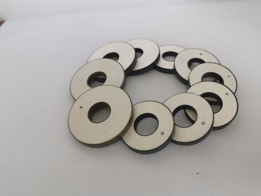 Standardowy okrągły ceramiczny pierścień piezoelektryczny TUV P4 / P5 / P8